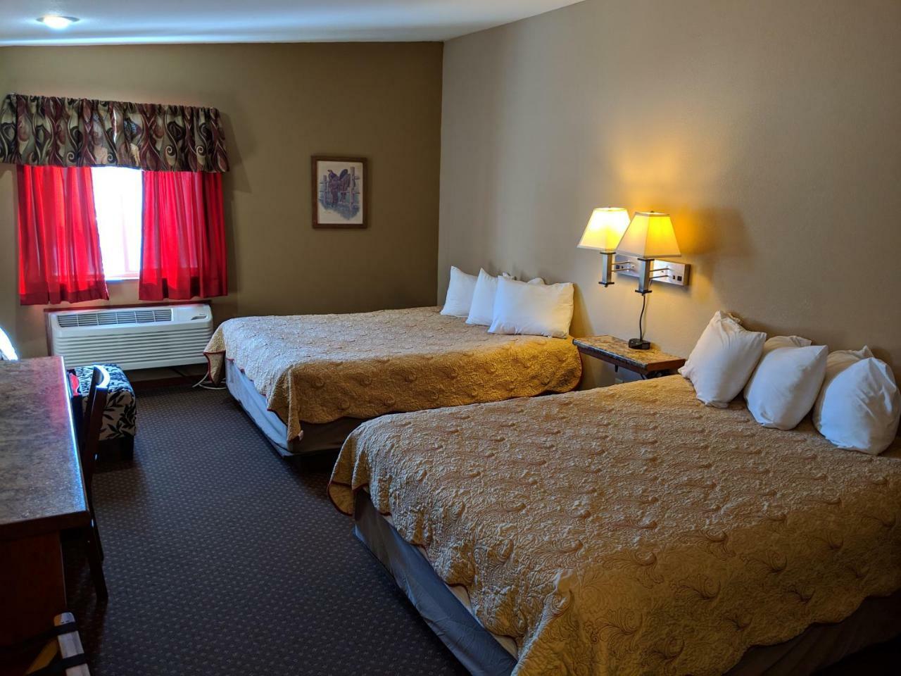 Sagebrush Inn & Suites Broadus Exterior foto